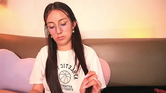 Sweet Sammy  online show from February 17, 7:33 pm