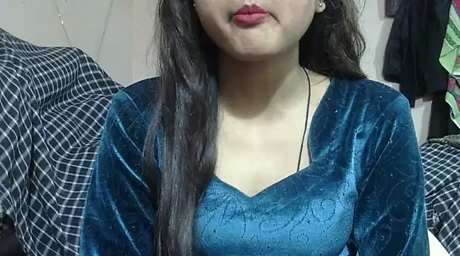 Aayesha online show from December 5, 4:15 am