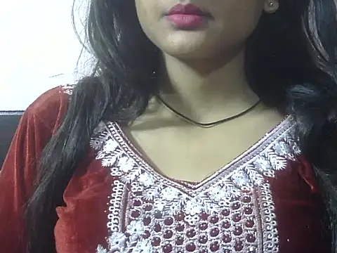 Aayesha online show from February 6, 2:46 pm