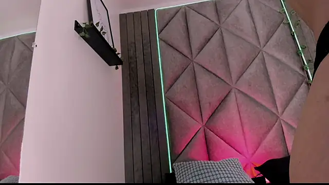 BriaConner  online show from November 29, 2:12 am