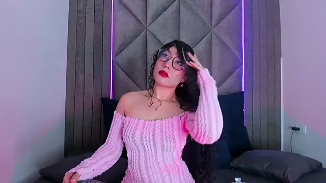 BriaConner  online show from March 5, 6:56 pm