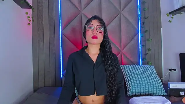 BriaConner  online show from May 15, 2:53 am
