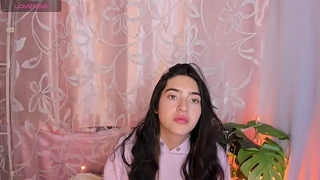 Arii vega  online show from May 3, 5:27 pm