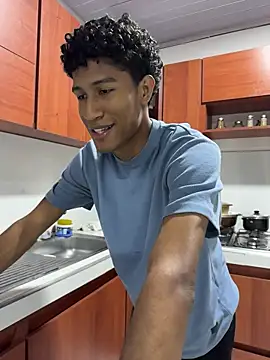 Masterikee online show from December 22, 2:22 am