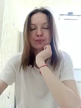 PamelaRisessss online show from May 16, 7:29 am