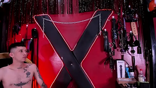 alexa n alex online show from November 14, 8:45 pm