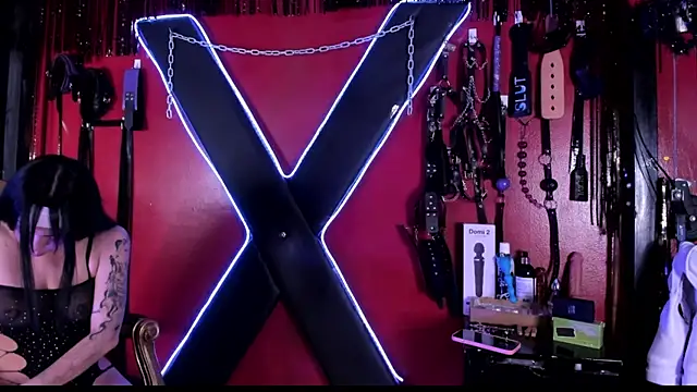 alexa n alex online show from November 8, 9:18 pm