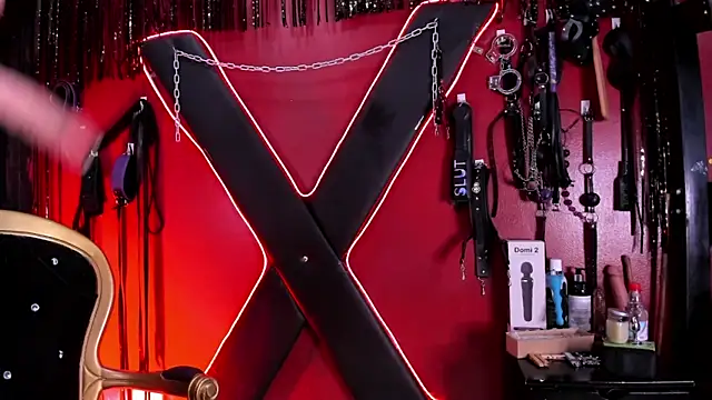 alexa n alex online show from November 19, 6:52 pm