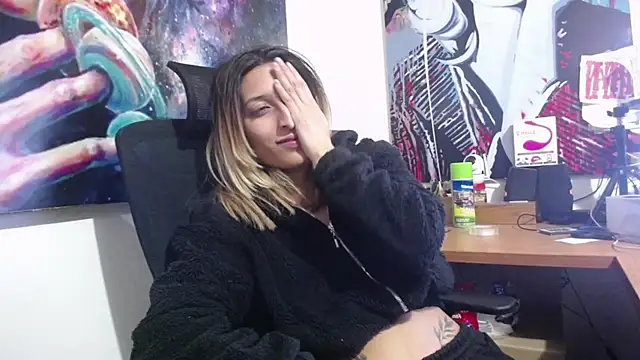 Snapshot of FULL_TENTATION_ chatting on October 19, 6:16 am FULL TENTATION online show from October 19, 6:16 am