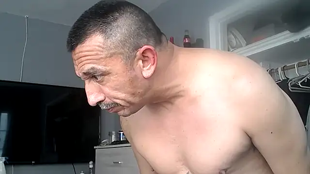 spunncumer online show from December 14, 10:04 pm