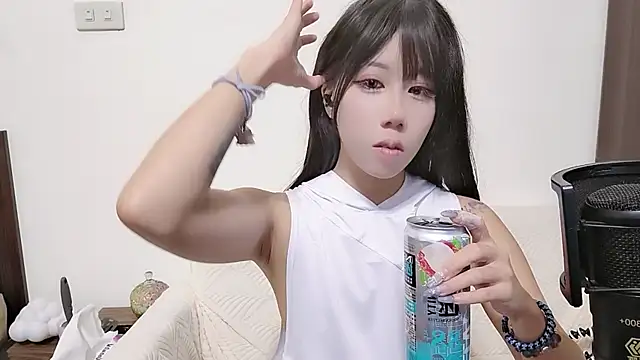 Fine-sand online show from November 14, 3:59 pm