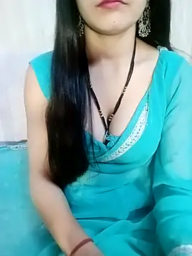 Snapshot of Bulbul_02 chatting on December 17, 5:45 am Bulbul 02 online show from December 17, 5:45 am