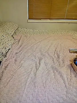 Snapshot of lilylove27 chatting on October 19, 2:31 pm lilylove27 online show from October 19, 2:31 pm