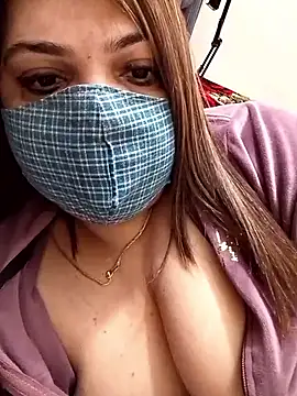 Naughty-Trisha online show from February 6, 5:09 pm