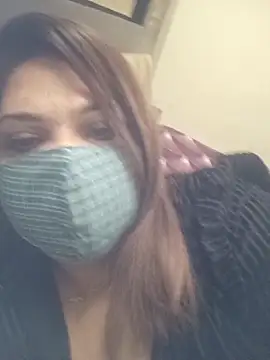 Naughty-Trisha online show from November 22, 7:07 am