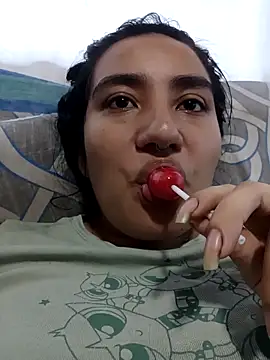 Hellen Alex online show from November 8, 3:15 pm