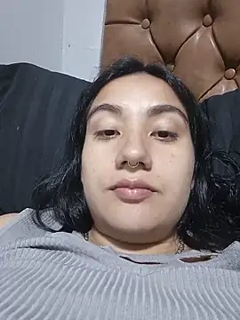 Snapshot of Hellen_Alex chatting on May 20, 1:52 pm Hellen Alex online show from May 20, 1:52 pm
