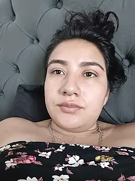 Hellen Alex online show from January 15, 1:03 pm