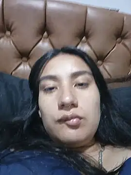 Snapshot of Hellen_Alex chatting on May 26, 2:48 pm Hellen Alex online show from May 26, 2:48 pm