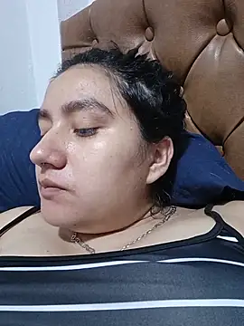 Hellen Alex online show from August 6, 1:50 pm