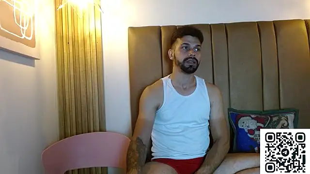 Snapshot of max_ashley_mds chatting on June 14, 1:34 pm max ashley mds online show from June 14, 1:34 pm