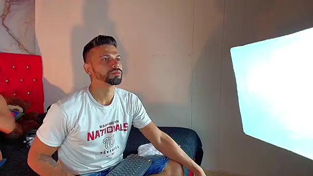 max ashley mds online show from December 17, 1:38 pm