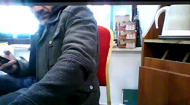 Snapshot of okan3456ok chatting on February 6, 11:09 am okan3456ok online show from February 6, 11:09 am