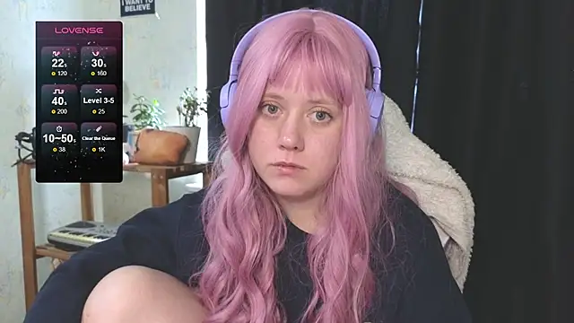 June shy0 online show from September 25, 7:14 am