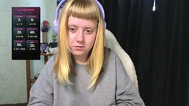 June shy0 online show from September 28, 7:26 am