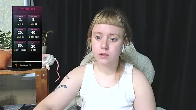 June shy0 online show from November 7, 6:51 am