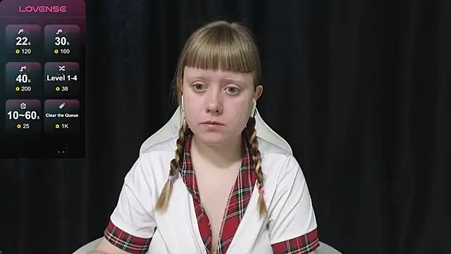 June shy0 online show from March 29, 6:37 am