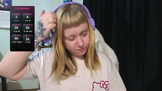 June shy0 online show from October 19, 6:49 am