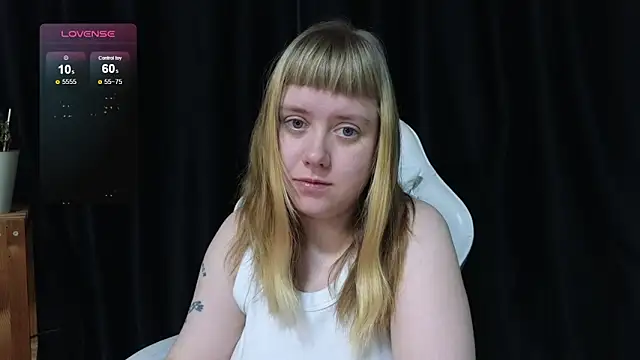 June shy0 online show from December 17, 6:51 am