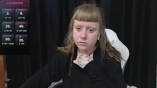 June shy0 online show from April 10, 8:32 am