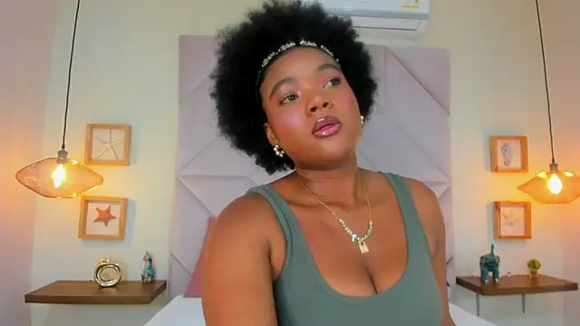 Snapshot of Nickybankss_ chatting on October 11, 5:52 am Nickybankss online show from October 11, 5:52 am