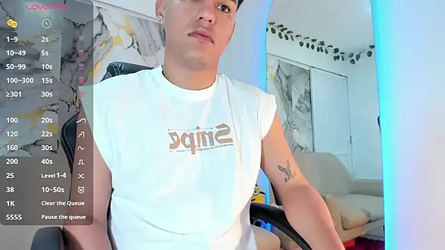 ryan carter08 online show from March 15, 3:24 am