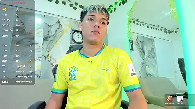 ryan carter08 online show from April 9, 4:47 am