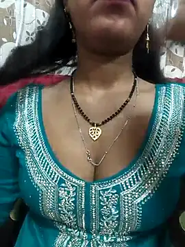 Snapshot of Sharmila-Singh chatting on February 19, 8:11 am Sharmila-Singh online show from February 19, 8:11 am