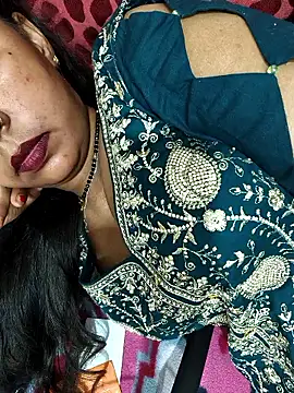 Snapshot of Sharmila-Singh chatting on February 15, 7:51 am Sharmila-Singh online show from February 15, 7:51 am