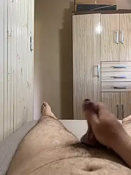 Snapshot of serjaohot28 chatting on February 20, 1:08 pm serjaohot28 online show from February 20, 1:08 pm