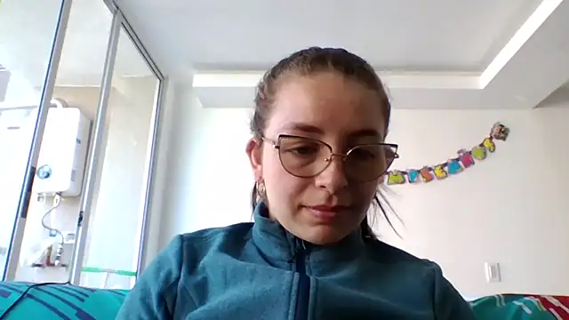  isaabellaa online show from March 4, 1:30 pm