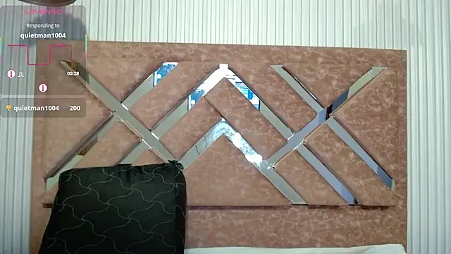  isaabellaa online show from April 13, 12:42 pm