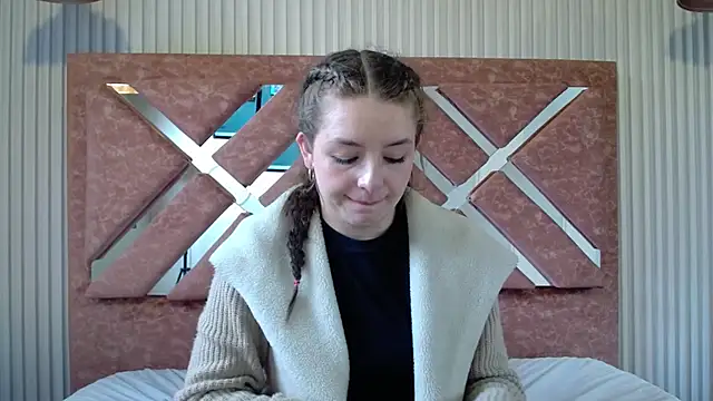  isaabellaa online show from March 24, 12:27 pm