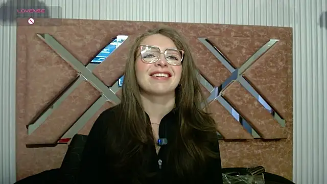 Snapshot of _isaabellaa chatting on June 19, 12:22 pm isaabellaa online show from June 19, 12:22 pm