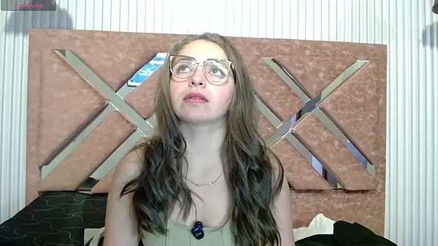  isaabellaa online show from June 3, 12:50 pm