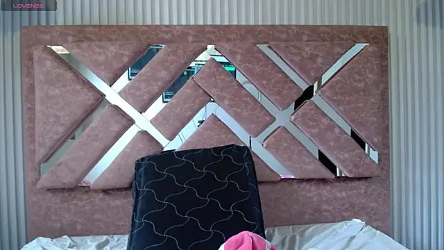  isaabellaa online show from March 28, 3:02 pm