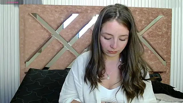  isaabellaa online show from April 23, 12:29 pm