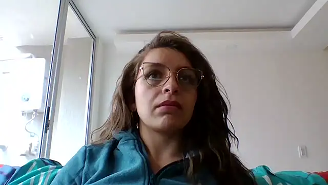  isaabellaa online show from February 24, 12:28 pm