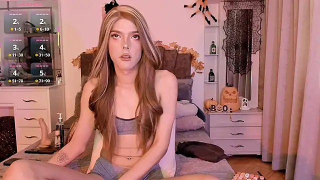 Snapshot of billiesimons2 chatting on October 17, 8:10 pm billiesimons2 online show from October 17, 8:10 pm