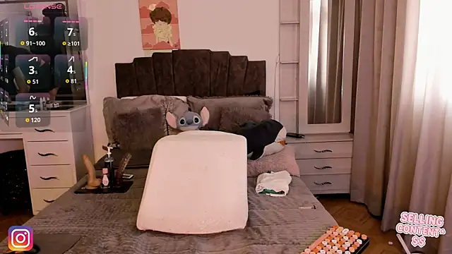 Snapshot of billiesimons2 chatting on September 12, 7:35 pm billiesimons2 online show from September 12, 7:35 pm